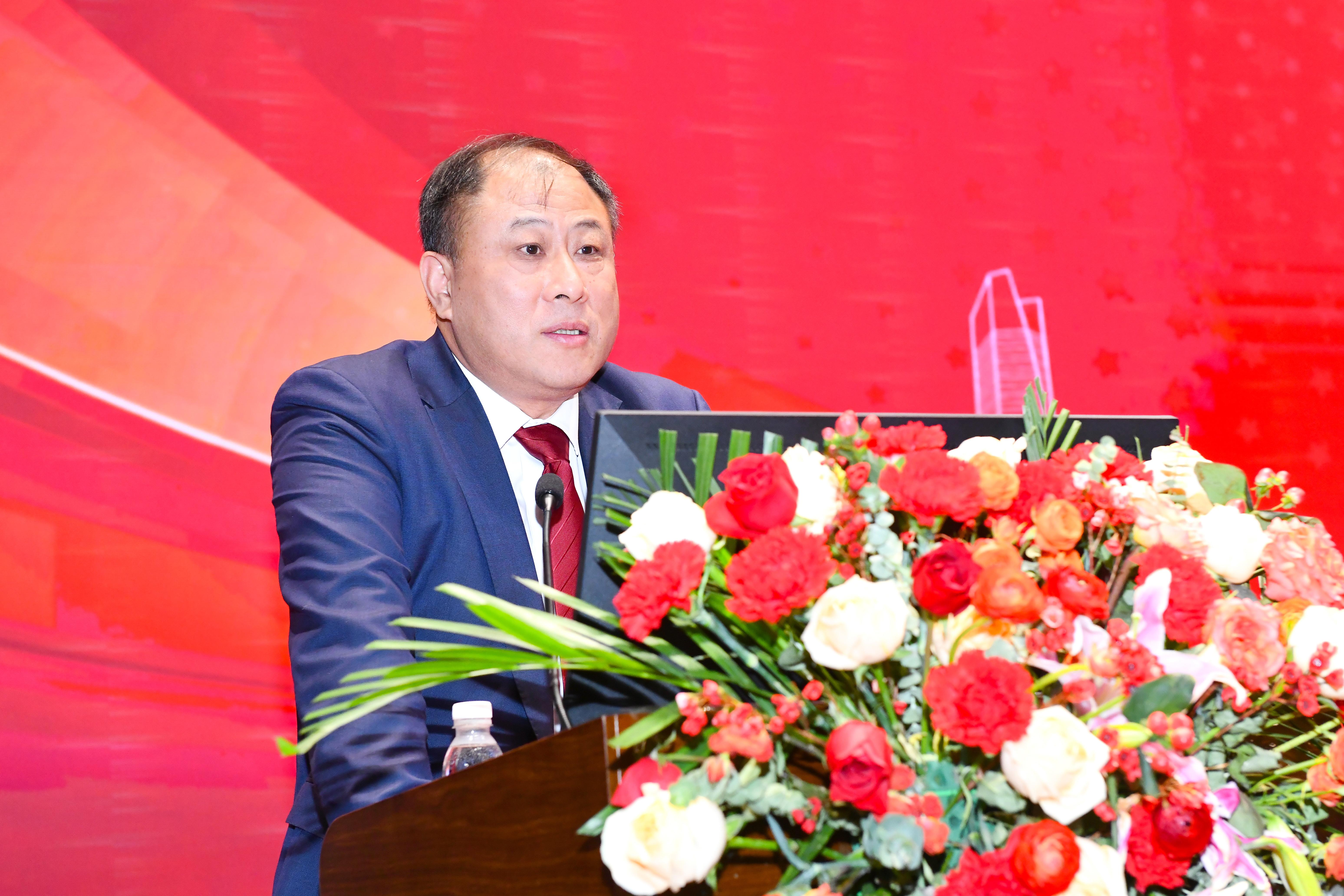向陽而生，破局進(jìn)取 | 中建聯(lián)合2023年度總結(jié)表彰暨2024年迎新大會勝利召開(圖1)